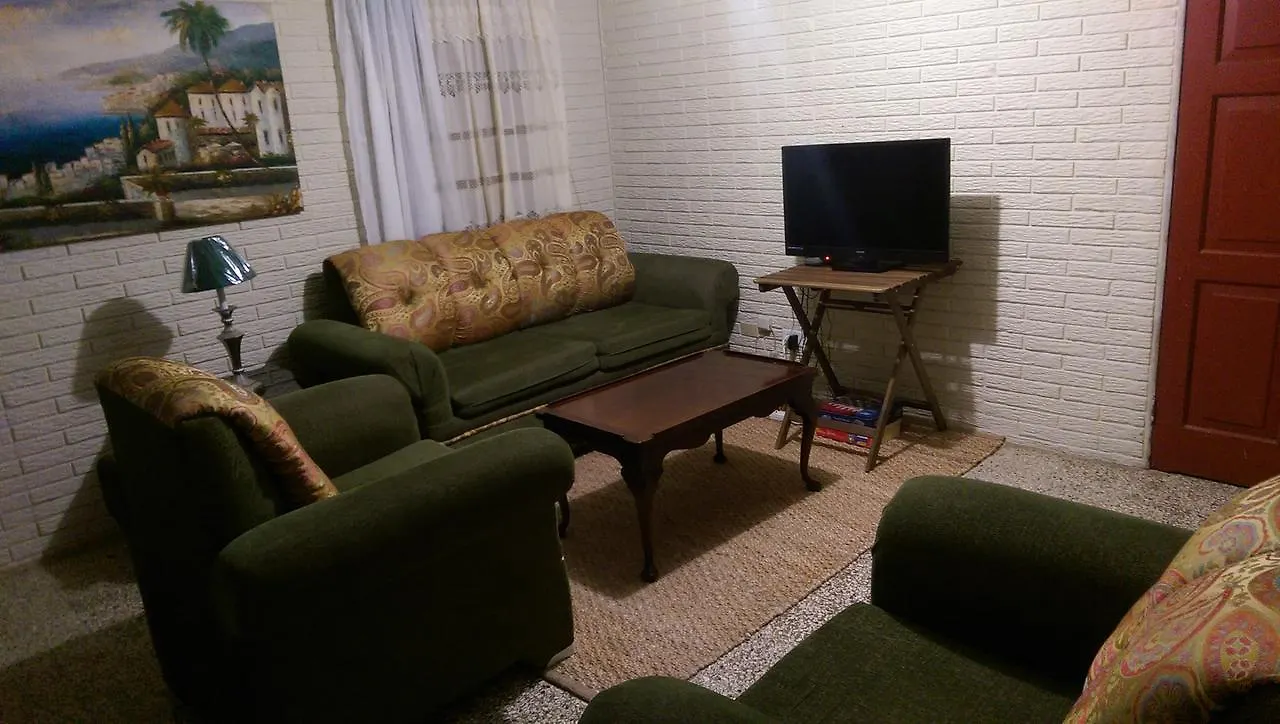 Saltaire Bungalow Rose Hall 10 Mins Hike To Beach Montego Bay 0*,  Jamaica