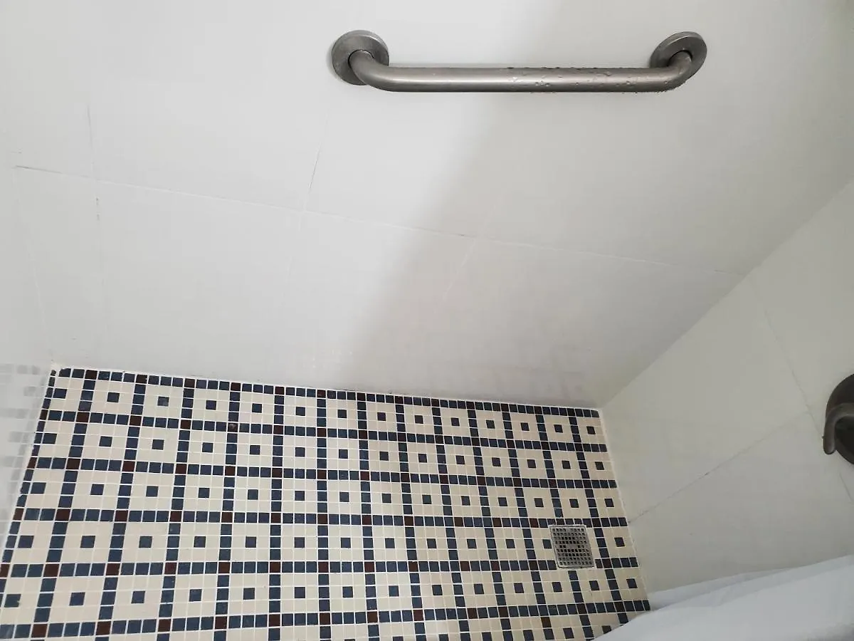 Saltaire Bungalow Rose Hall 10 Mins Hike To Beach Montego Bay Holiday home
