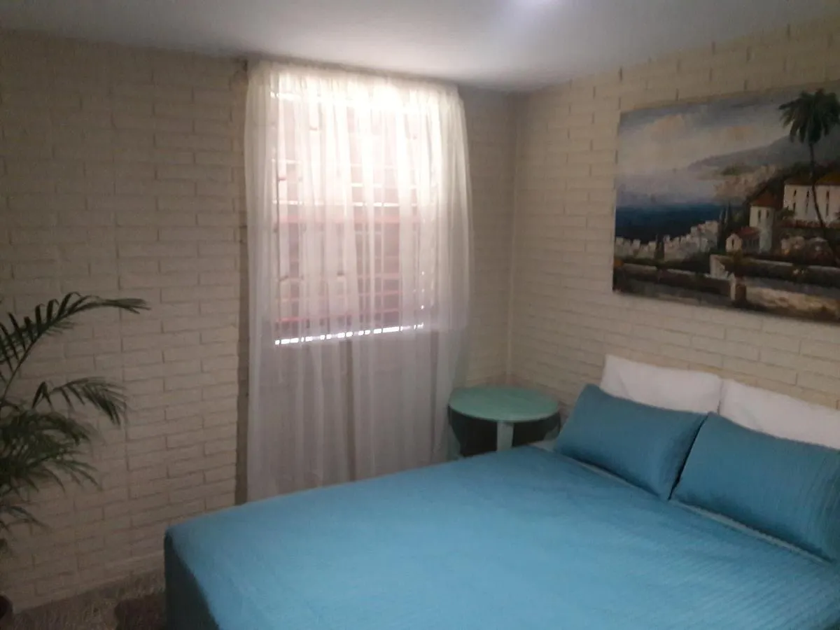 Holiday home Saltaire Bungalow Rose Hall 10 Mins Hike To Beach Montego Bay
