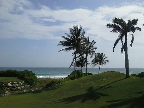 Saltaire Bungalow Rose Hall 10 Mins Hike To Beach Montego Bay